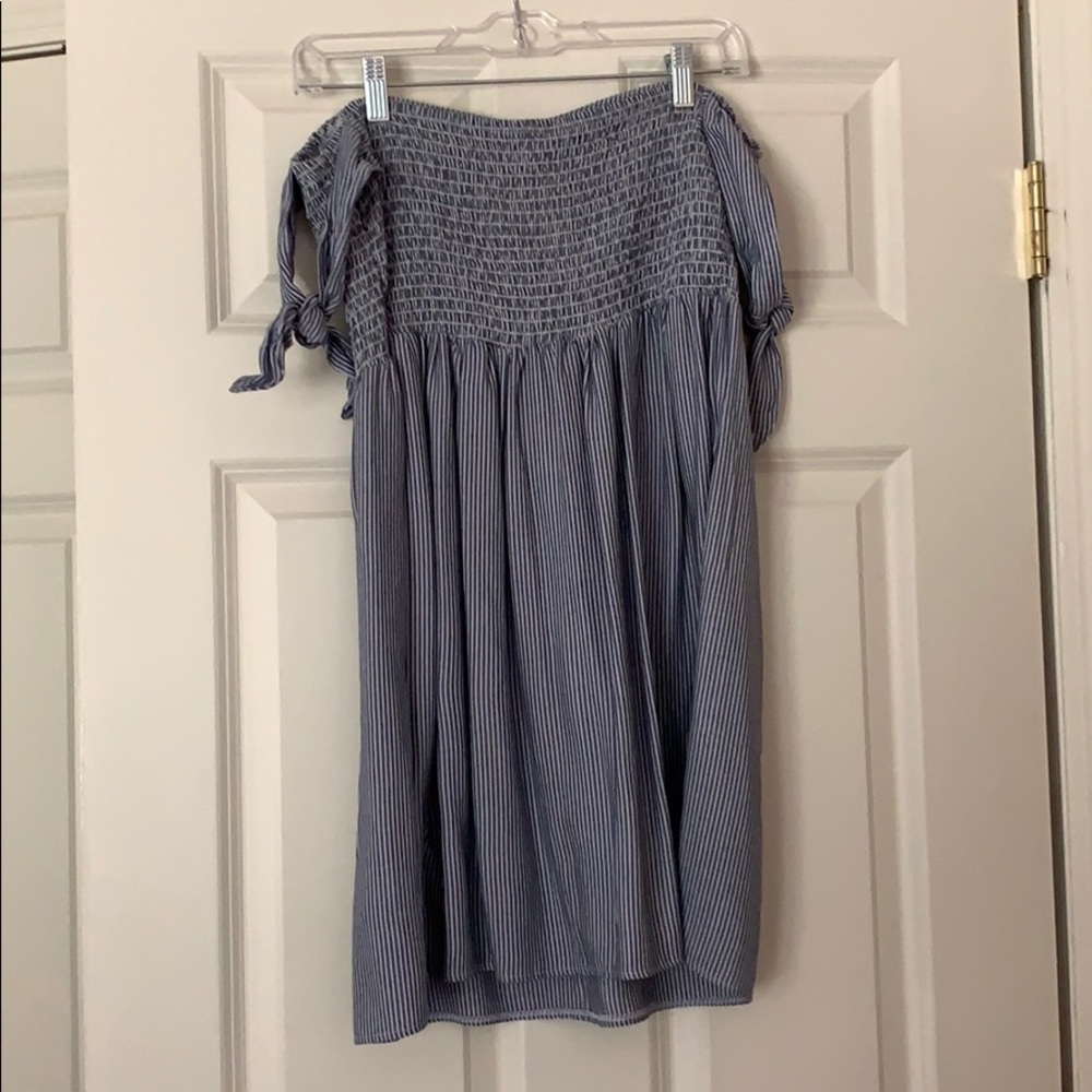 American Eagle Outfitters Dress - Picture 2 of 5